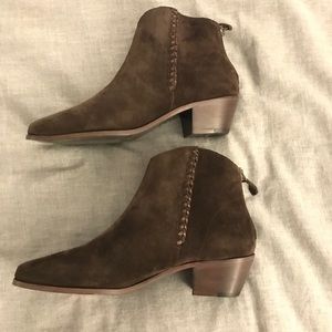 NWOB Frye Chocolate Brown Suede Booties, Size 6.5